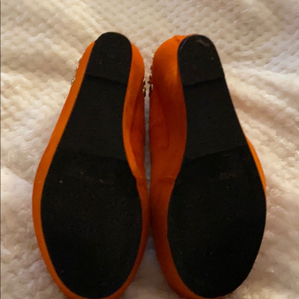 Shoes - Picture 3 of 4